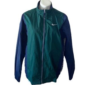 Vintage Nike Unisex Green and Navy Blue Windbreaker